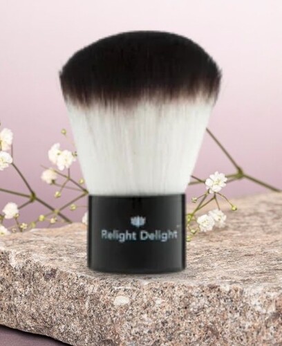 Kabuki Pinsel Relight Delight Puder Brush